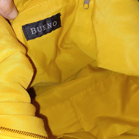 Handbag - Picture 3 of 4